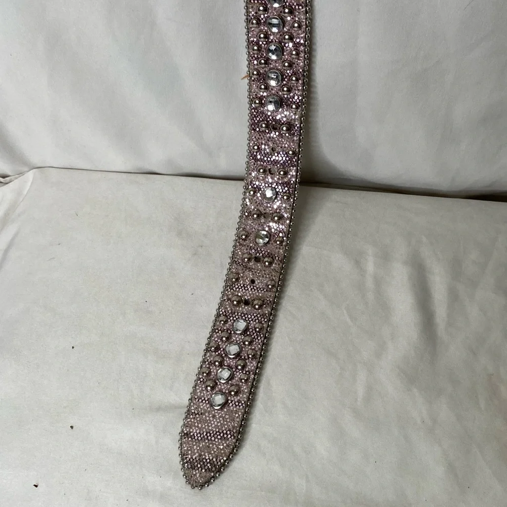 Novona conch horseshoe belt